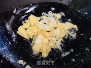 韭菜炒鸡蛋的做法步骤：3