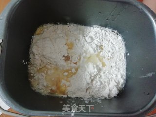 葡萄干小餐包的做法步骤：2