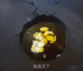 蒜炒红苋菜的做法步骤：3