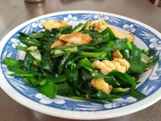 韭菜炒鸡蛋——春日美味的做法步骤：5