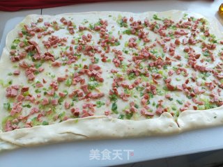 葱香饼的做法步骤：2