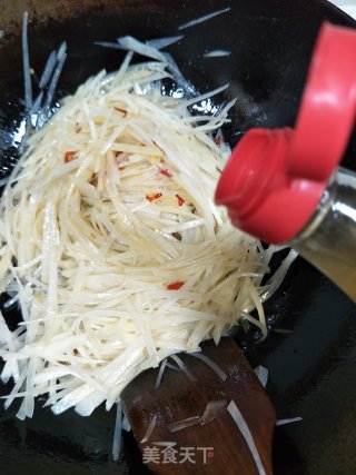 酸辣土豆丝的做法步骤：6