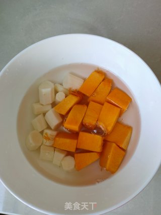 南瓜山药粥的做法步骤：2
