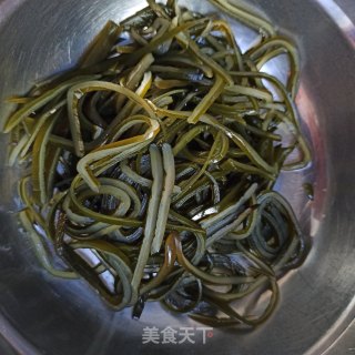 莴笋海带的做法步骤：3