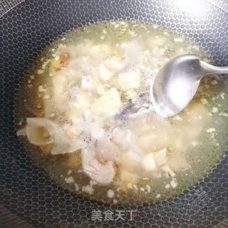 鸡汤面的做法步骤：5