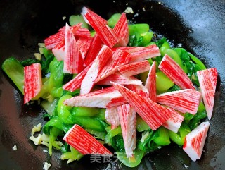 蒜蓉油菜炒蟹足棒的做法步骤：6