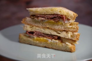 培根鸡蛋三明治的做法步骤：5