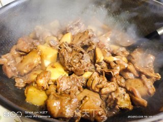 鸭肉焖土豆的做法步骤：7