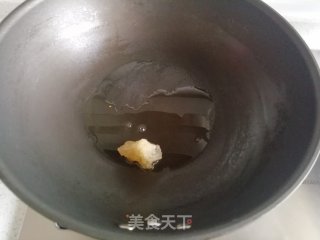 香菇烧鸡腿的做法步骤：2