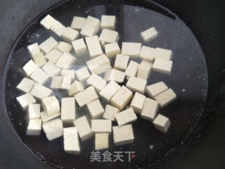 香椿拌豆腐的做法步骤：4