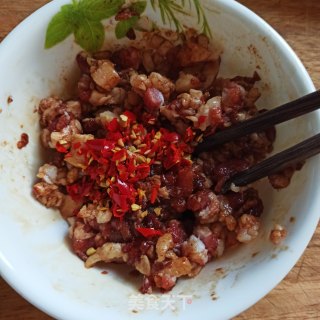 半烫面梅干菜肉饼的做法步骤：7