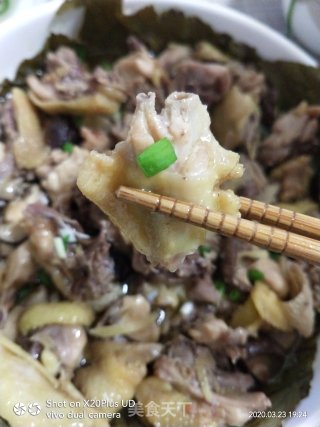 荷叶蒸鸡的做法步骤：9