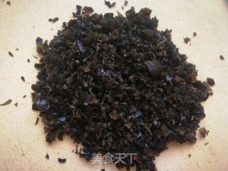 香椿木耳粉丝鸡蛋饺的做法步骤：11