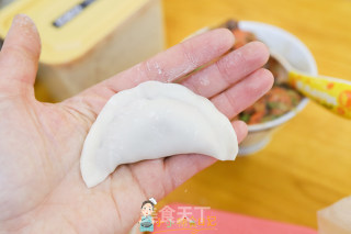 10个月以上辅食牛肉芹菜饺子的做法步骤：7