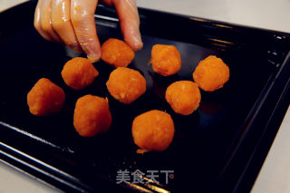 网红青团--咸蛋黄肉松青团的做法步骤：8