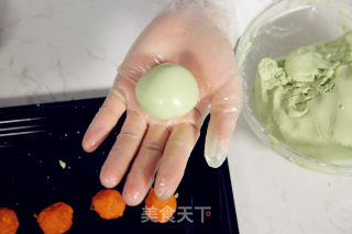 网红青团--咸蛋黄肉松青团的做法步骤：14