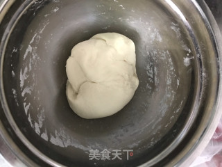 自制披萨????的做法步骤：2