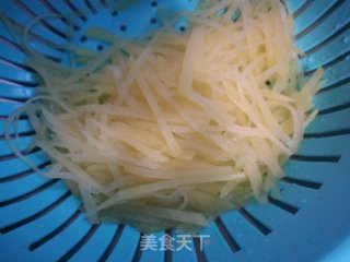 酸辣土豆丝的做法步骤：5