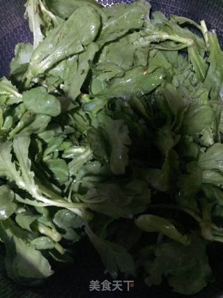 蒜香茼蒿菜的做法步骤：3
