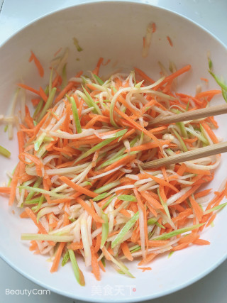 三色煎饼的做法步骤：2