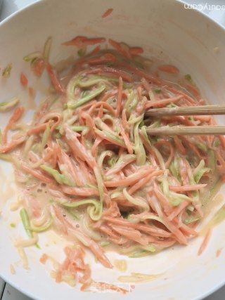 三色煎饼的做法步骤：4