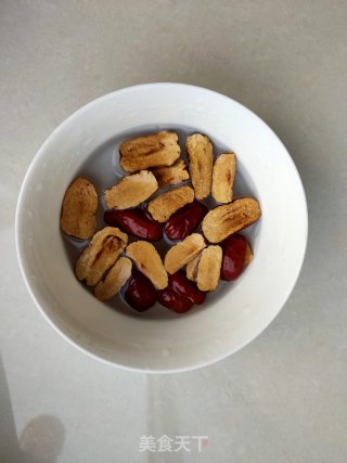 黄.红豆红枣豆浆的做法步骤：2