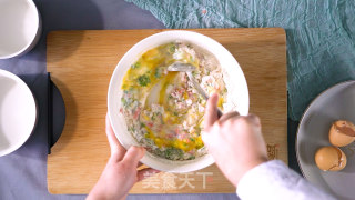 牛奶鸡蛋饼的做法步骤：2