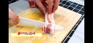 小石窖秘制红烧肉的做法步骤：1