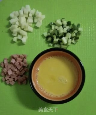 蛋包饭的做法步骤：2