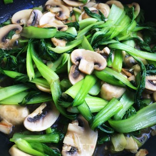 口蘑炒青菜的做法步骤：10