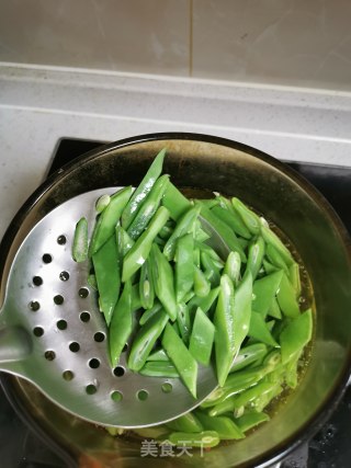 刀豆炒肉片的做法步骤：4