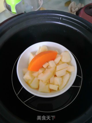 宝宝辅食—苹果南瓜泥的做法步骤：3