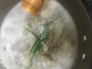 酸辣鸡爪的做法步骤：3