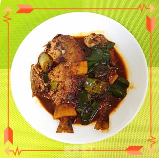 豆豉鲳煸鱼的做法步骤：9