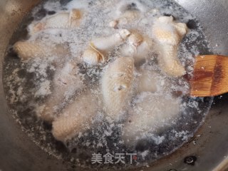 啤酒鸡翅的做法步骤：2