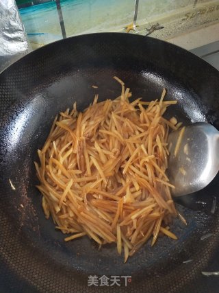 韭菜土豆丝的做法步骤：6