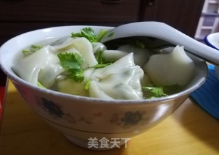 荠菜鲜肉馄饨的做法步骤：6