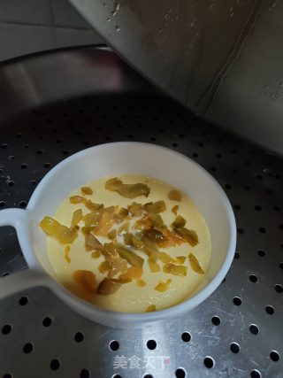 榨菜蒸蛋的做法步骤：7