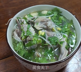 豆芽鸭肉汤面的做法步骤：7