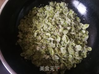 蒜苔炒榆钱的做法步骤：8