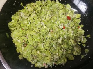 蒜苔炒榆钱的做法步骤：9