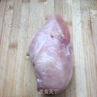 口蘑鸡肉双煎沙拉的做法步骤：1