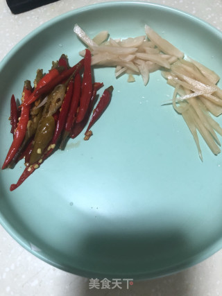 酸辣兔杂粉丝的做法步骤：3