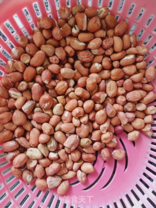花生猪脚的做法步骤：1