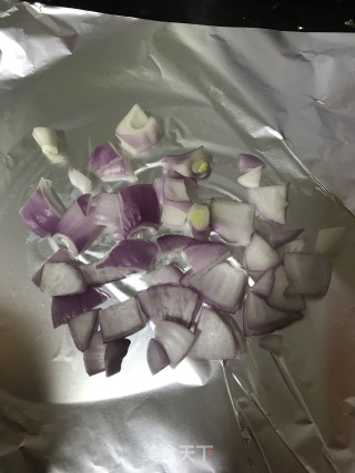 砂锅锡纸牛肉的做法步骤：2