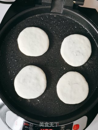 三鲜馅饼的做法步骤：12