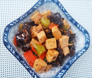 酱烧豆腐的做法步骤：8
