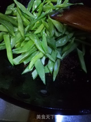 豆角焖面的做法步骤：4