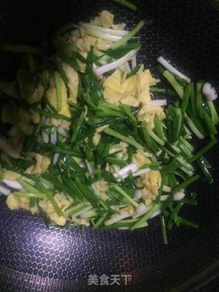 小葱炒鸡蛋的做法步骤：5