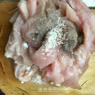 蒜苗炒鸡胸肉的做法步骤：6